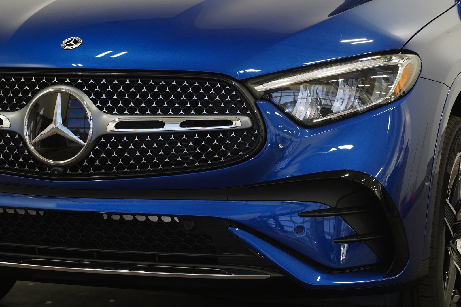 New 2026 Mercedes-Benz GLC 300 4MATIC image 11