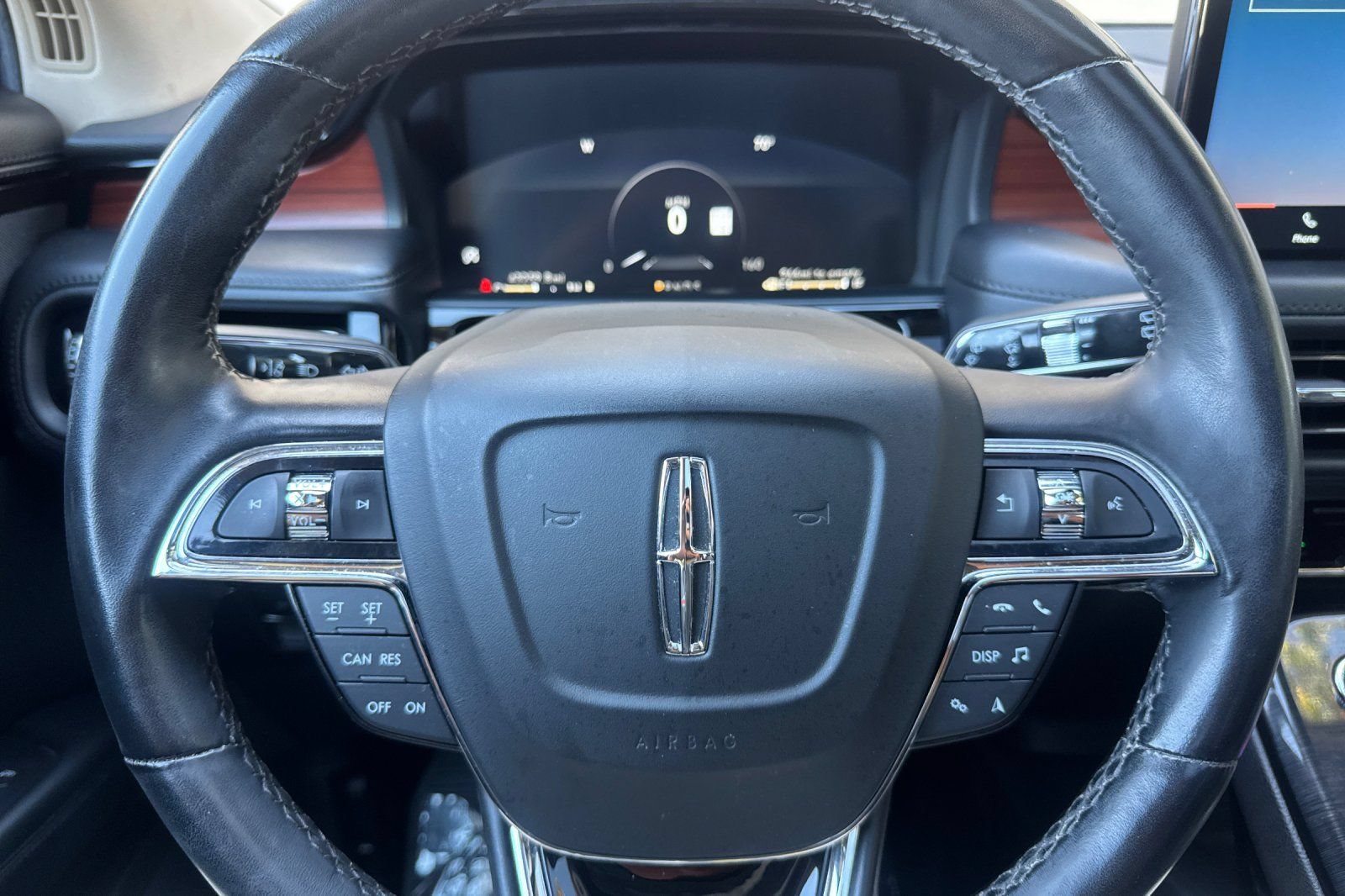 Certified 2023 Lincoln Nautilus Reserve w/ Monochromatic Package AWD/4WD image 24