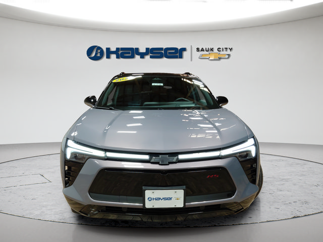 Used 2026 Chevrolet Blazer EV RS AWD/4WD image 2