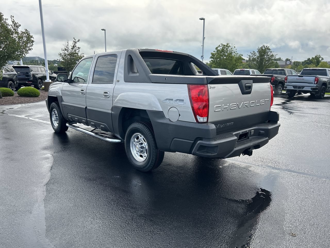 Used 2005 Chevrolet Avalanche 2500 w/ Preferred Equipment Group AWD/4WD image 5