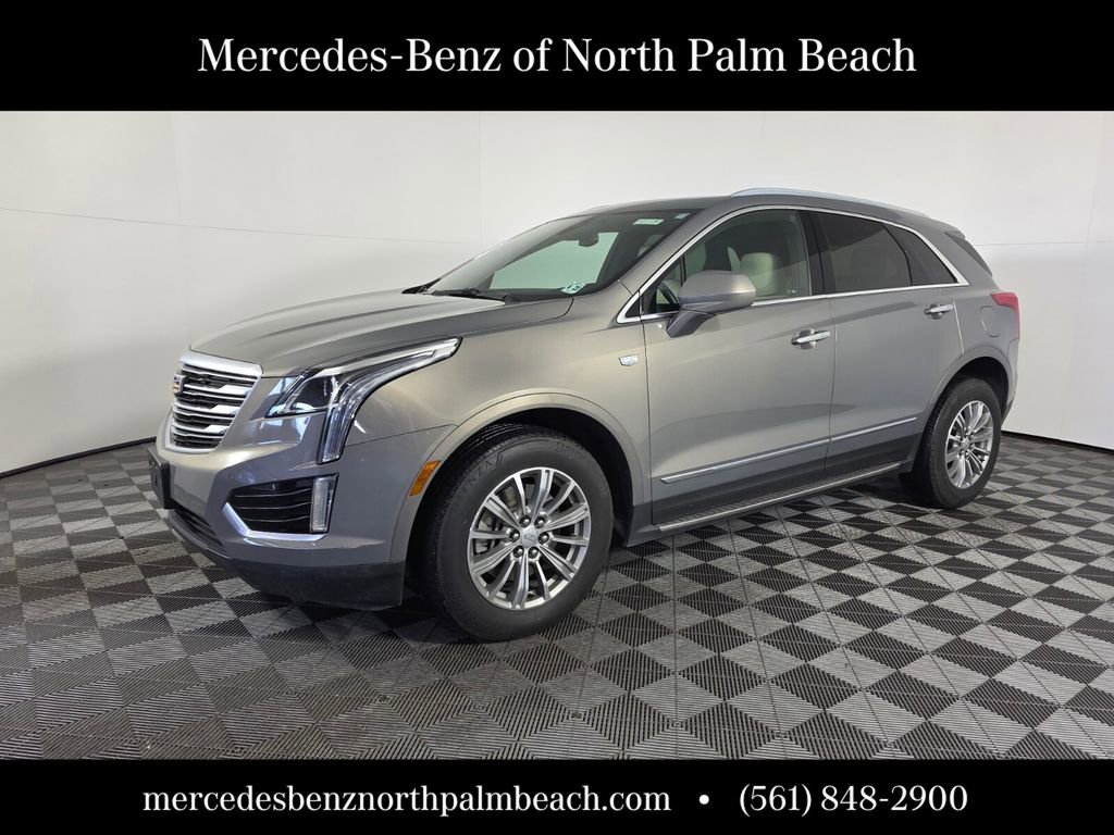 Used 2018 Cadillac XT5 Luxury w/ Driver Awareness Package image 21