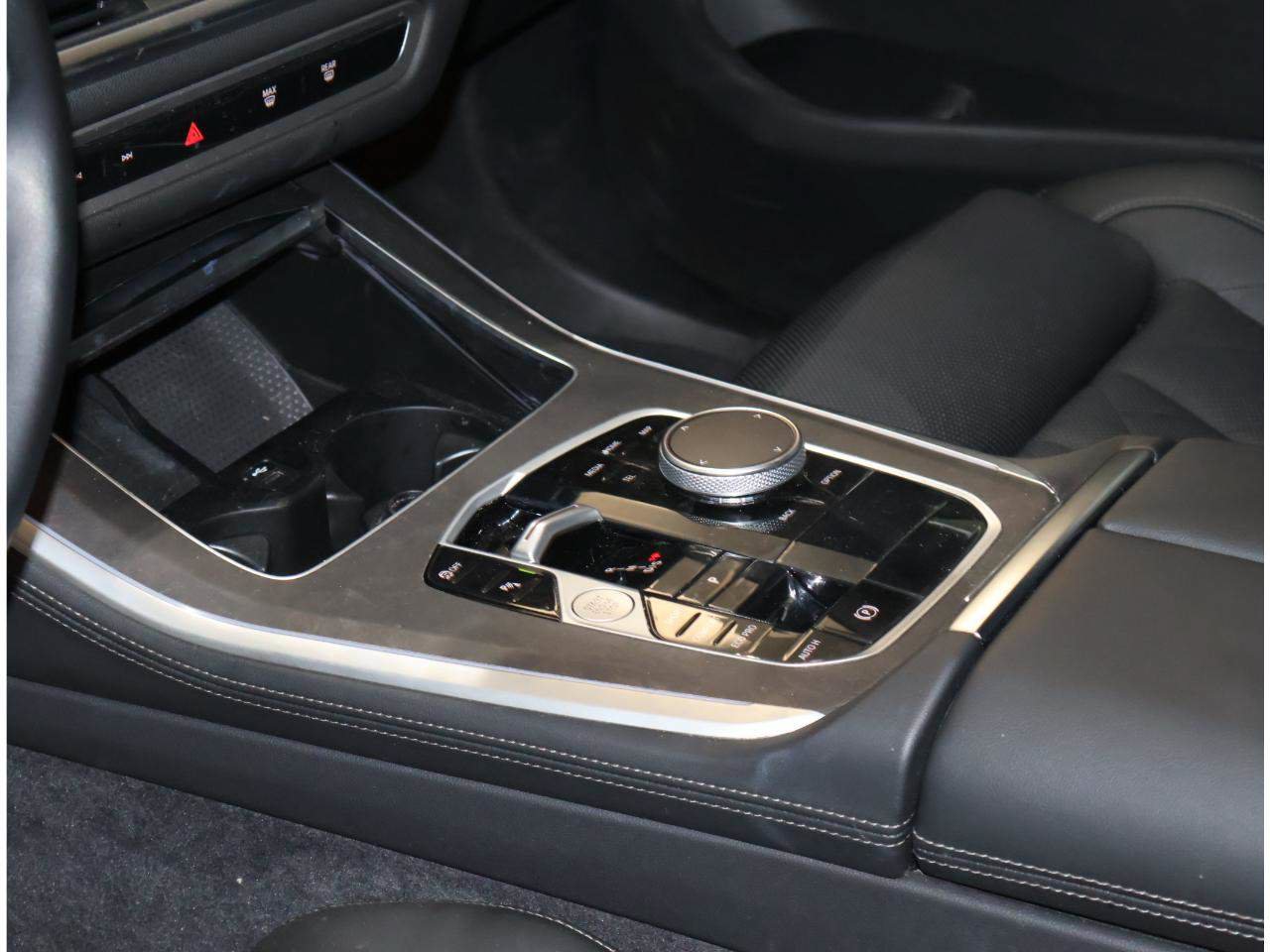 Certified 2025 BMW X5 sDrive40i w/ Parking Assistance Package RWD image 11