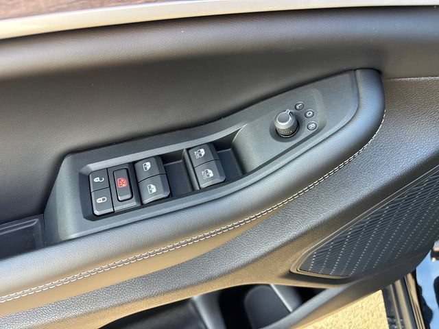 New 2027 Jeep Grand Cherokee Altitude AWD/4WD image 16