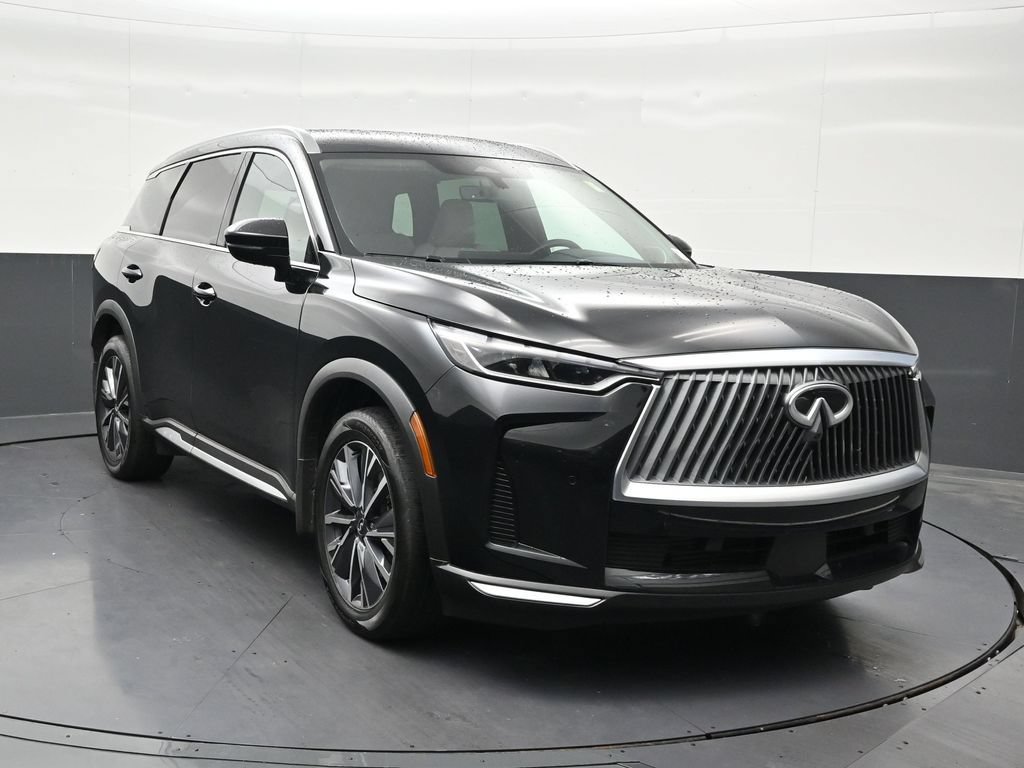 Used 2026 INFINITI QX60 Luxe w/ Cargo Package FWD image 8