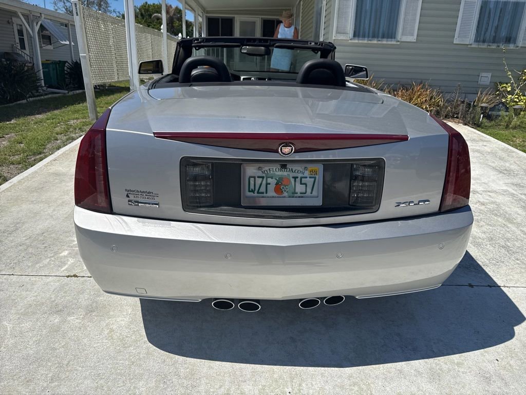 Used 2004 Cadillac XLR RWD image 6