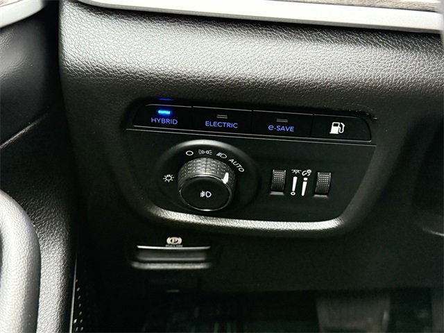 Used 2024 Jeep Grand Cherokee Limited 4xe image 23