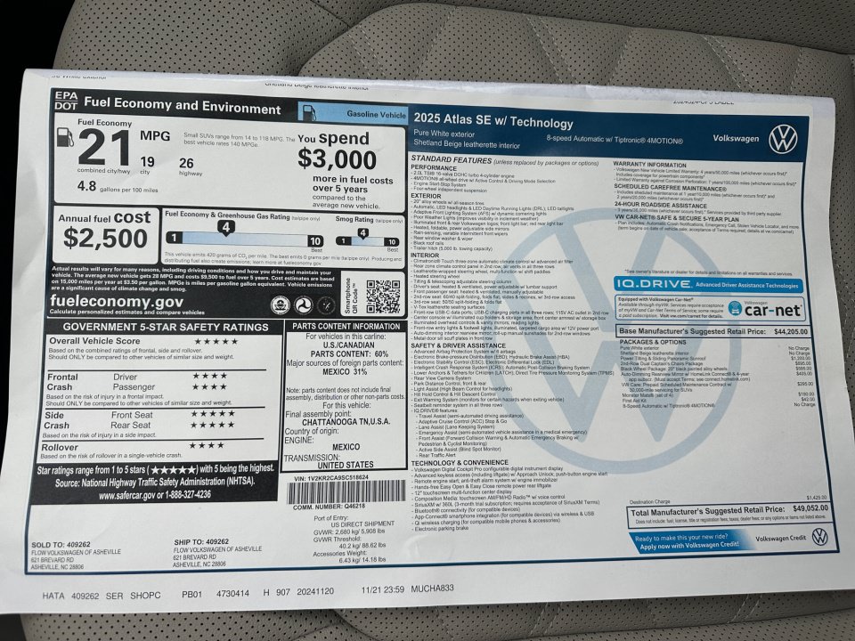 Used 2025 Volkswagen Atlas SE AWD/4WD image 33