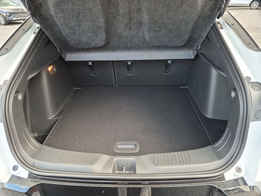 New 2026 Buick Envista Sport Touring w/ Convenience I Package FWD image 9