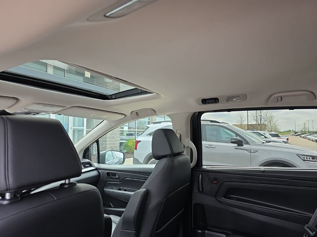 Used 2025 Honda Odyssey EX-L image 21