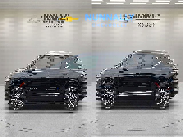 New 2026 Chevrolet Equinox EV LT image 2