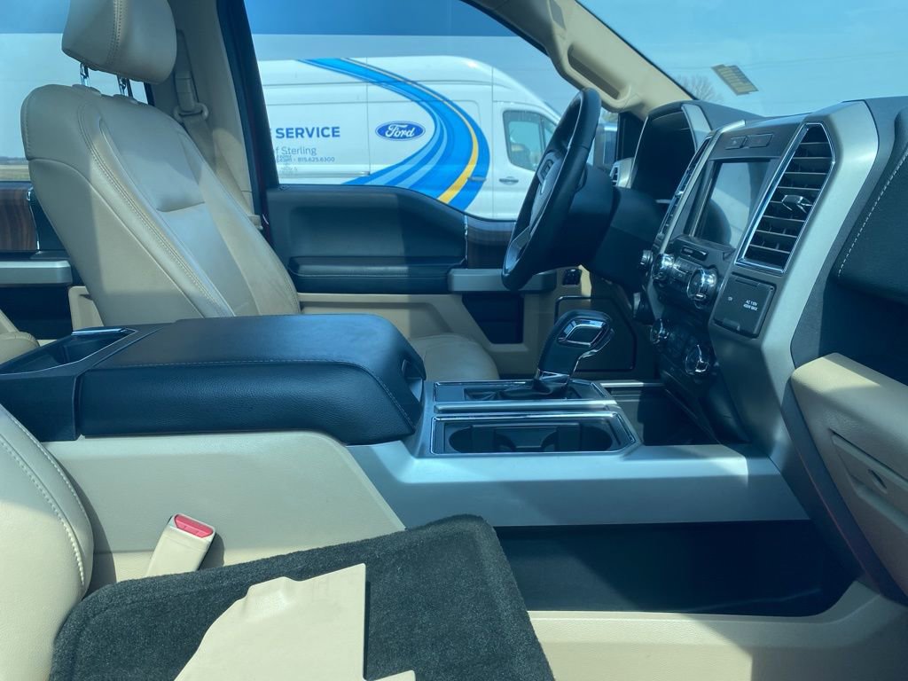 Used 2016 Ford F150 Lariat image 8