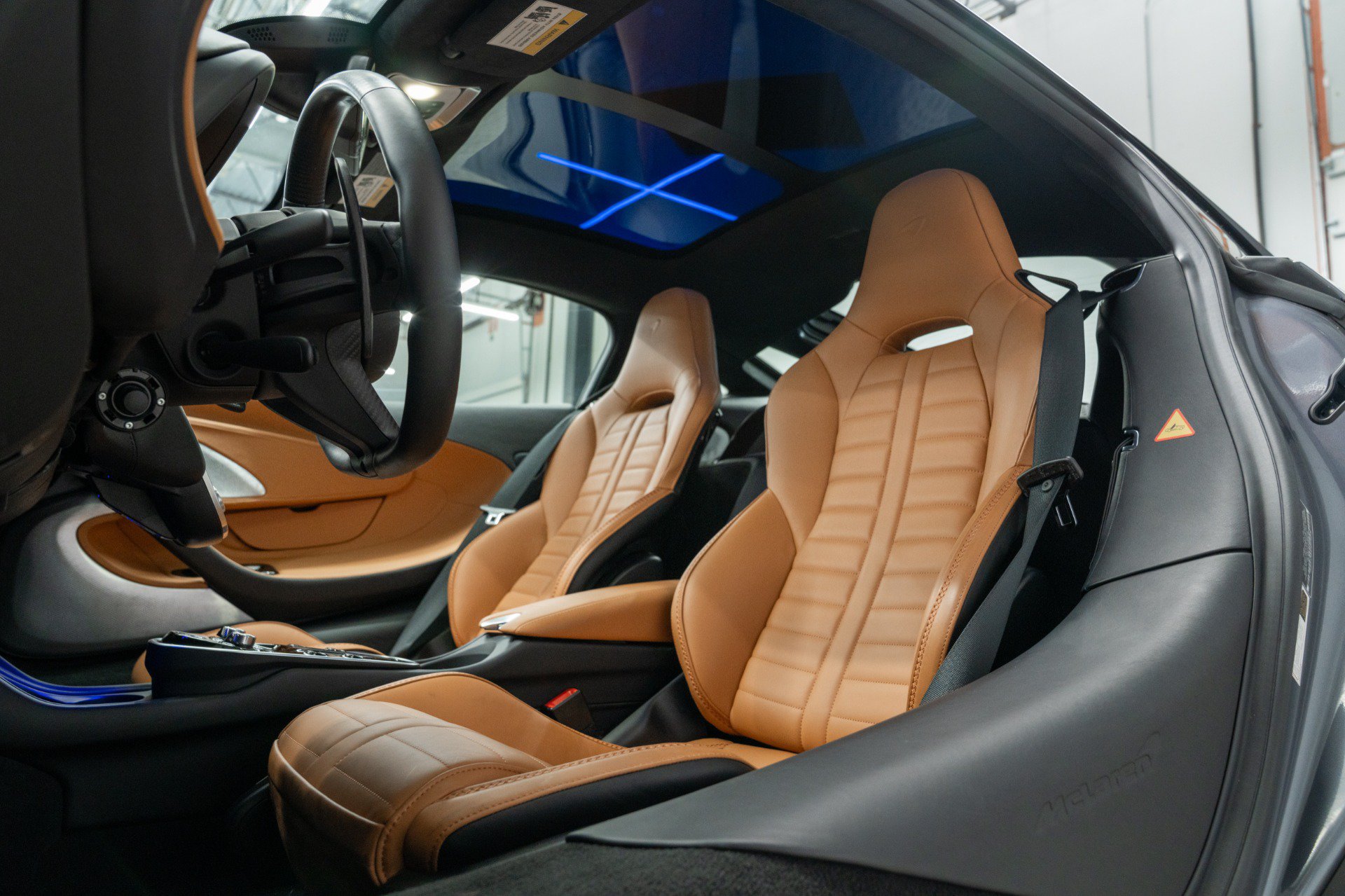 Used 2025 McLaren GTS RWD image 22
