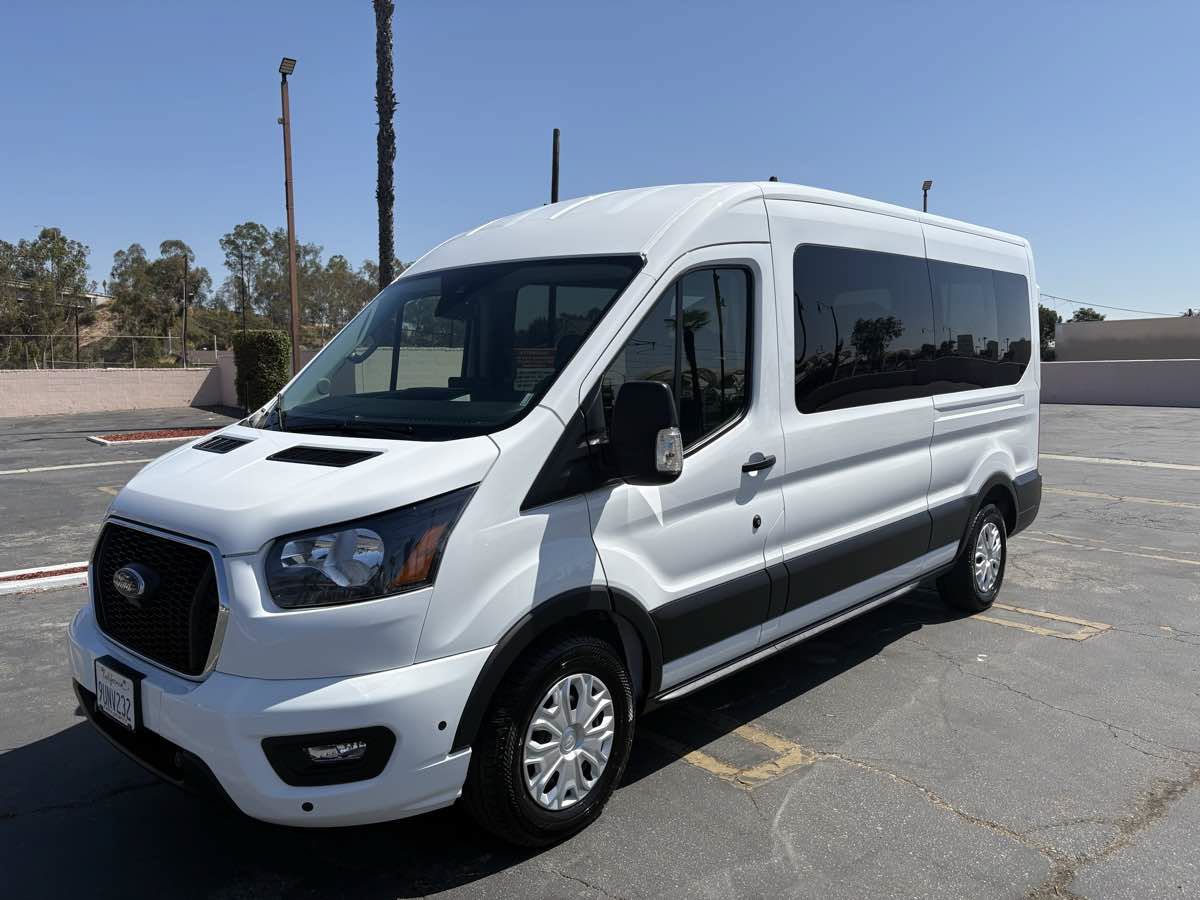 Used 2025 Ford Transit 350 XLT RWD image 23