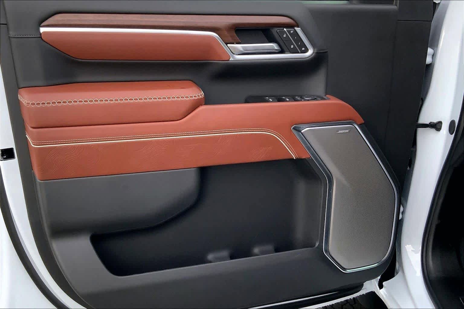 New 2026 GMC Sierra 2500 Denali Ultimate AWD/4WD image 10