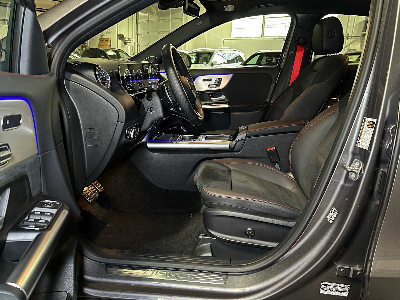 Certified 2025 Mercedes-Benz GLA 35 AMG 4MATIC image 23