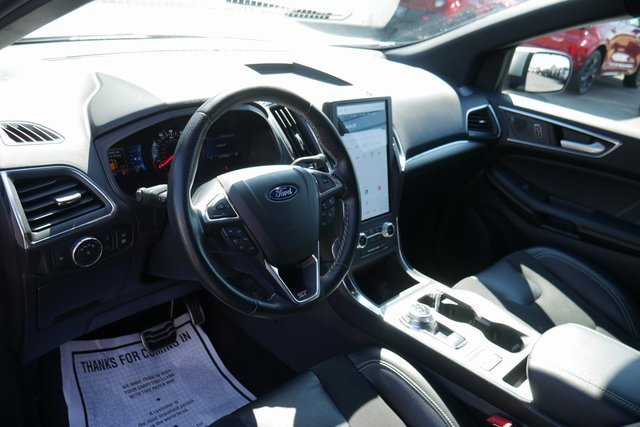 Used 2022 Ford Edge ST image 14