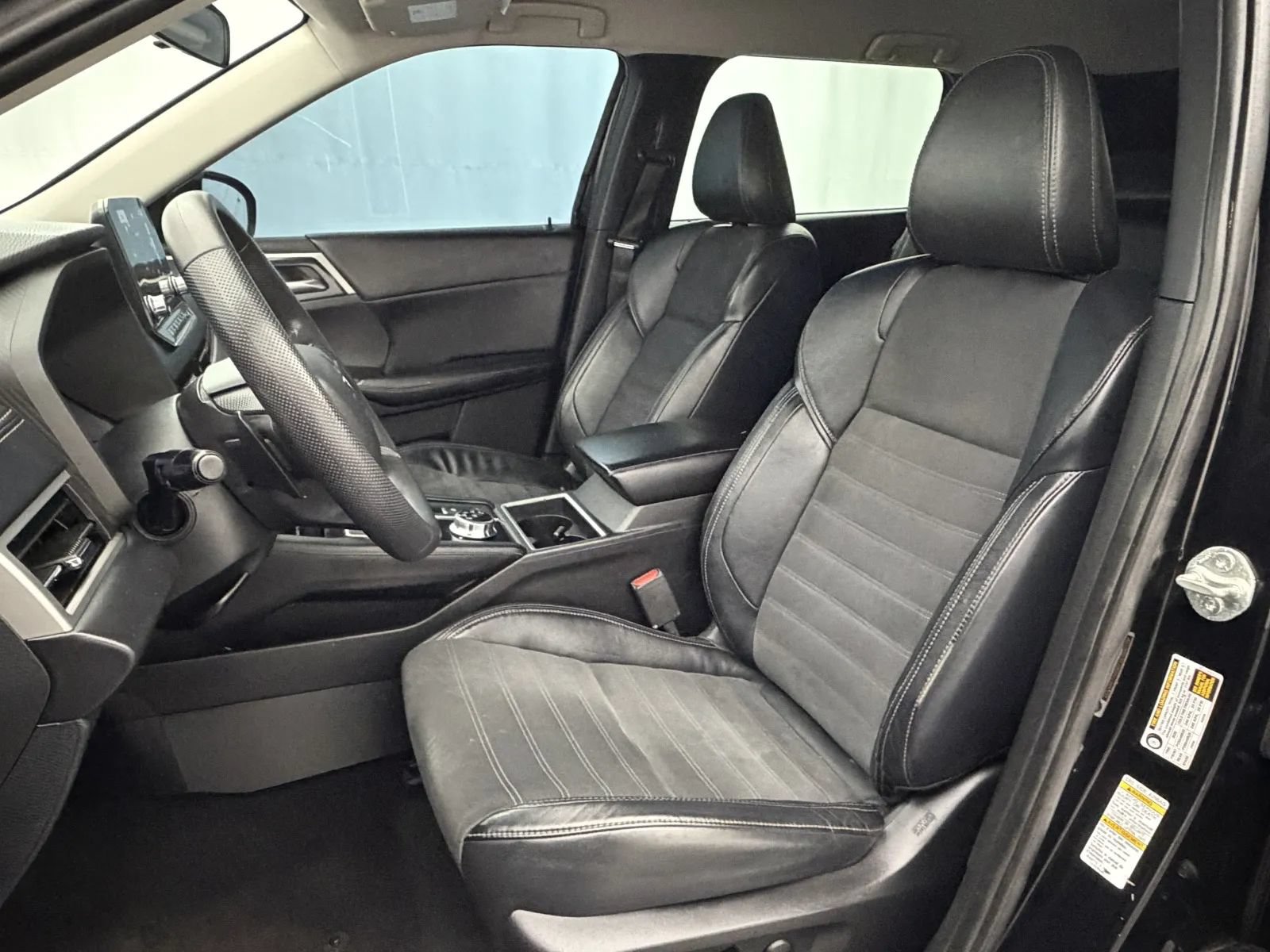 Used 2022 Mitsubishi Outlander SE FWD image 10