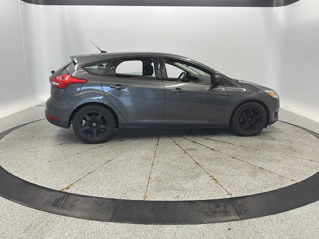 Used 2018 Ford Focus SE FWD image 10