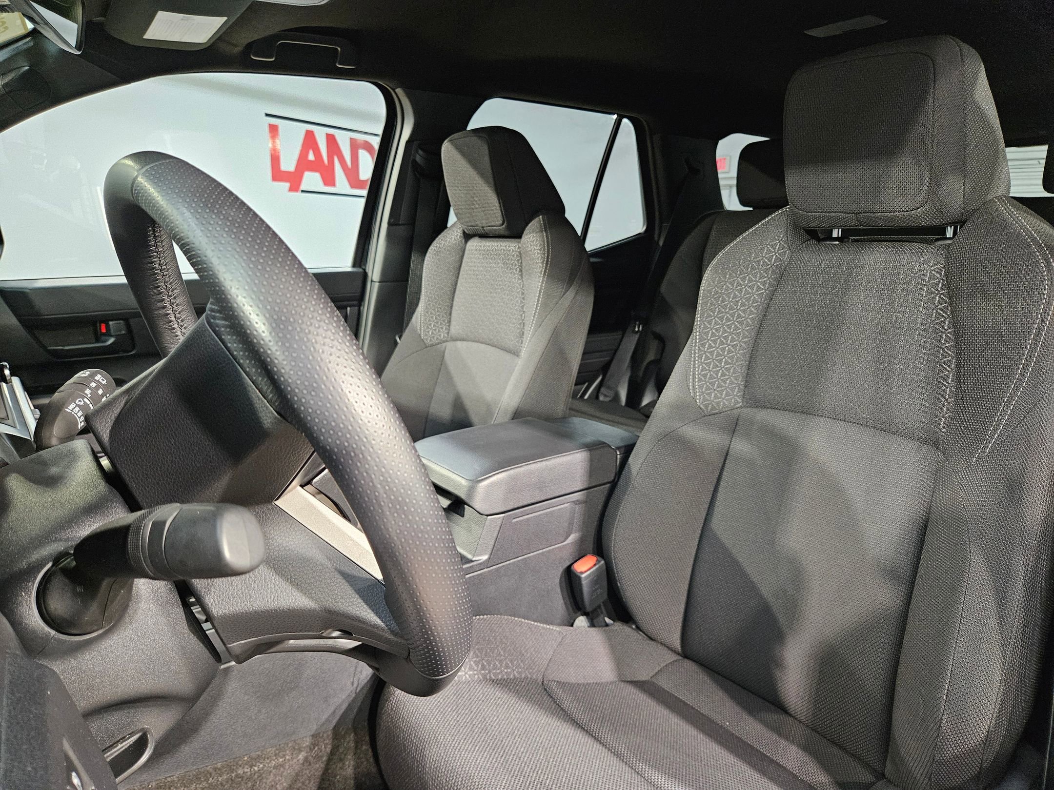 Certified 2025 Toyota 4Runner SR5 AWD/4WD image 24