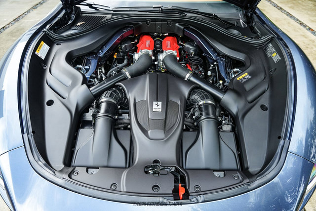 Used 2026 Ferrari Roma Spider RWD image 23