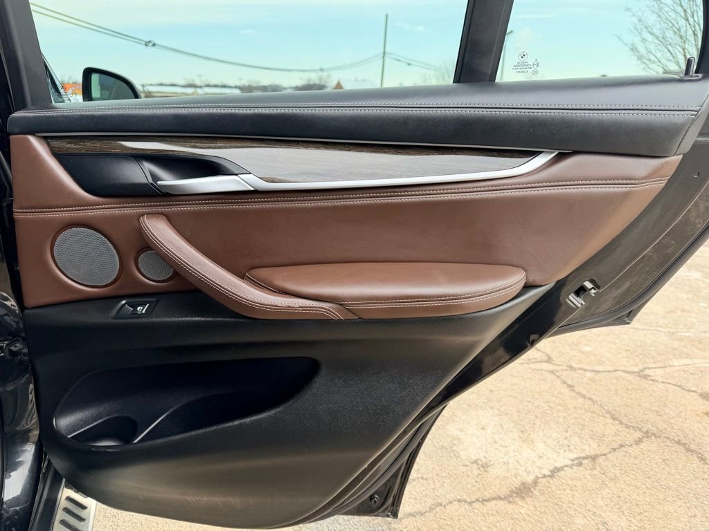 Used 2016 BMW X5 xDrive50i image 18