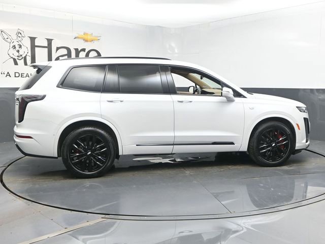 Used 2024 Cadillac XT6 Sport w/ LPO, Onyx Lite Package image 39