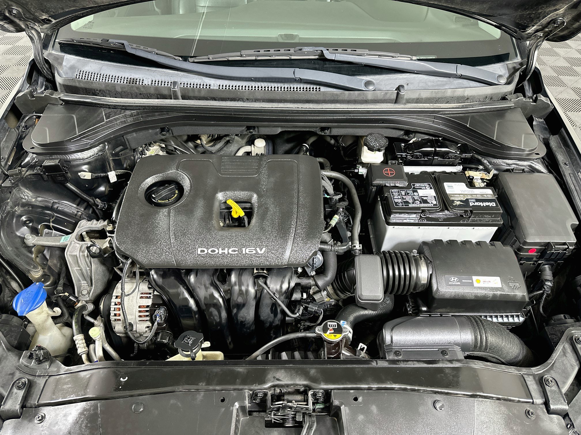 Used 2017 Hyundai Elantra Limited FWD image 33