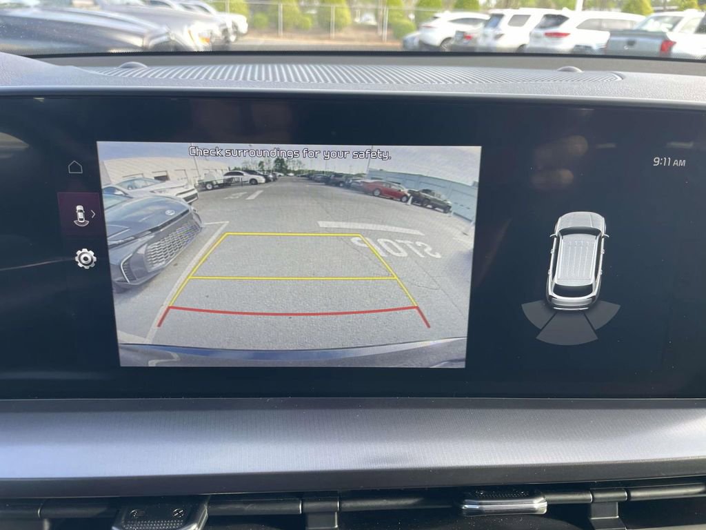 Used 2023 Kia Telluride LX image 39