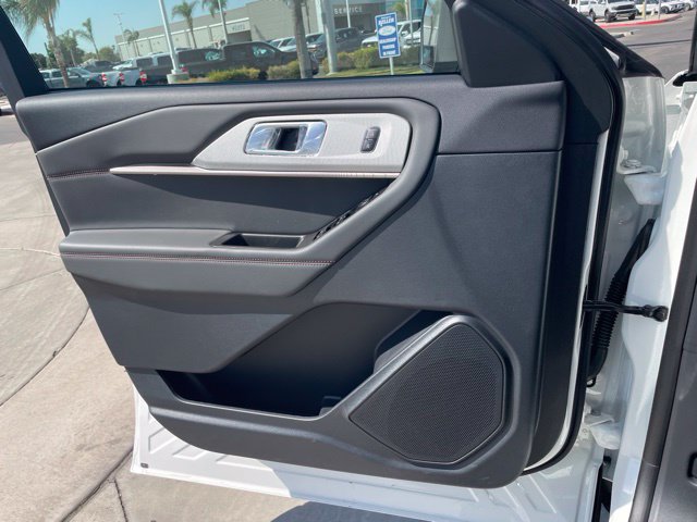 New 2026 Ford Explorer Active w/ Active Comfort Package RWD image 18