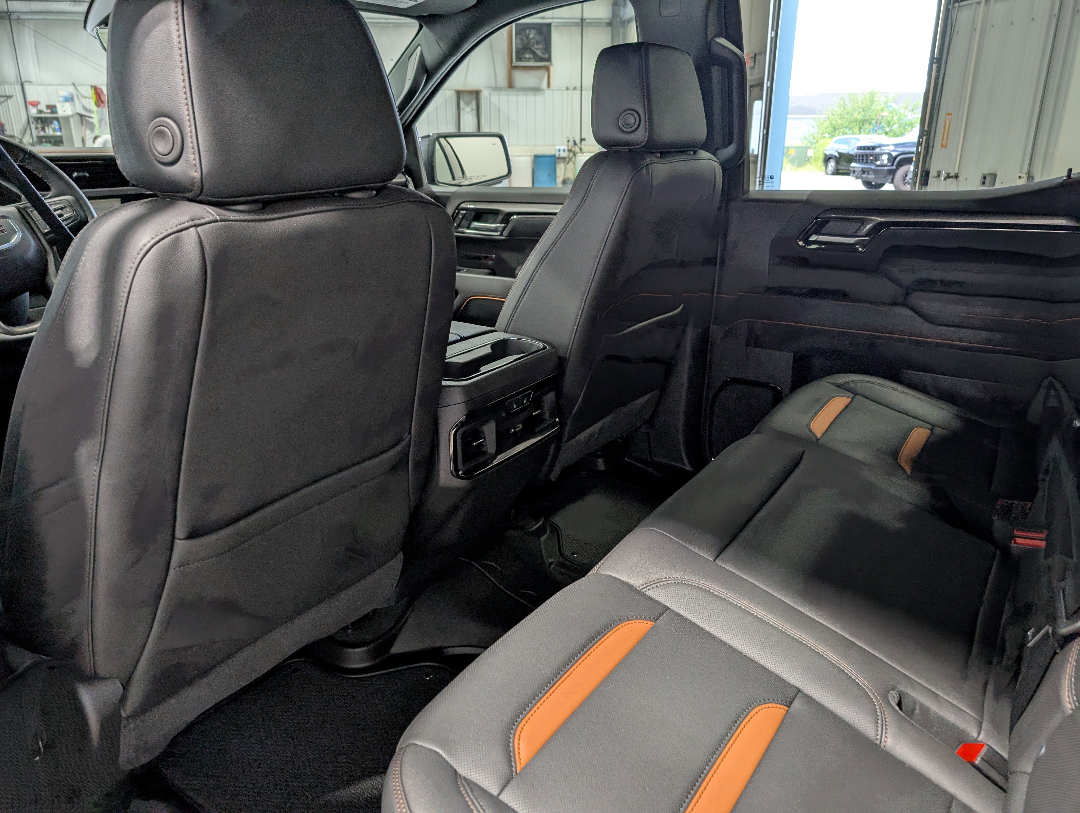 Used 2025 GMC Sierra 1500 AT4 w/ AT4 Premium Package image 20