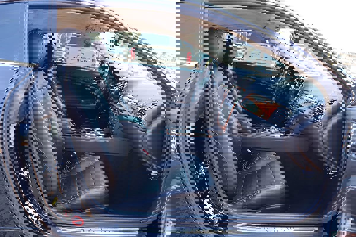 Used 2011 Jaguar XK Coupe image 30