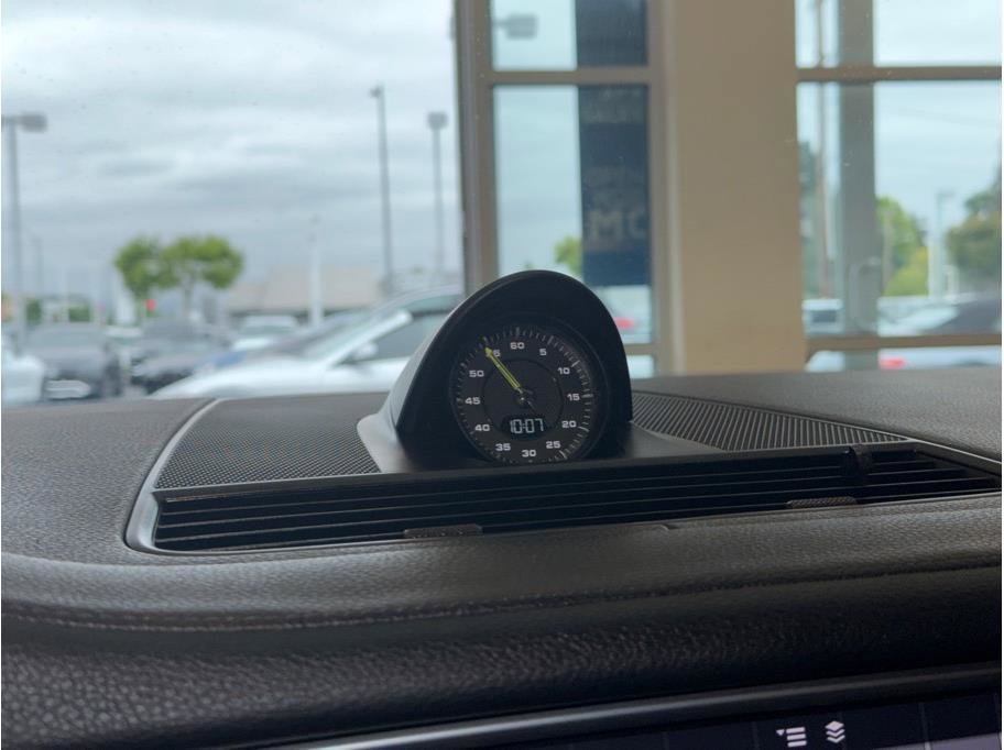 Used 2019 Porsche Panamera 4 AWD/4WD image 14