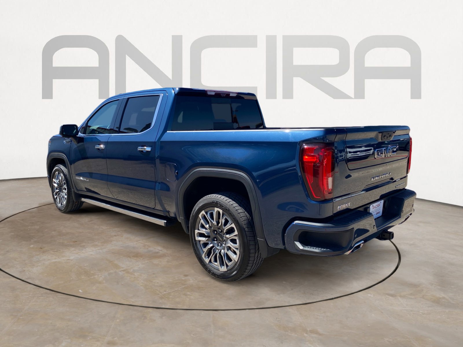 Used 2023 GMC Sierra 1500 Denali Ultimate image 8