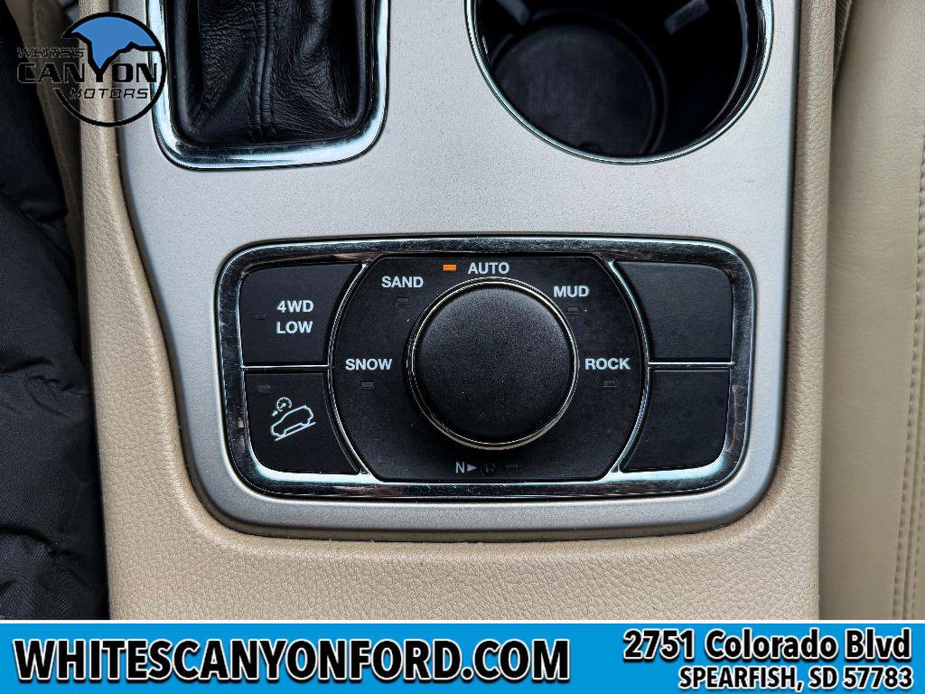 Used 2016 Jeep Grand Cherokee Limited w/ Luxury Group II image 17