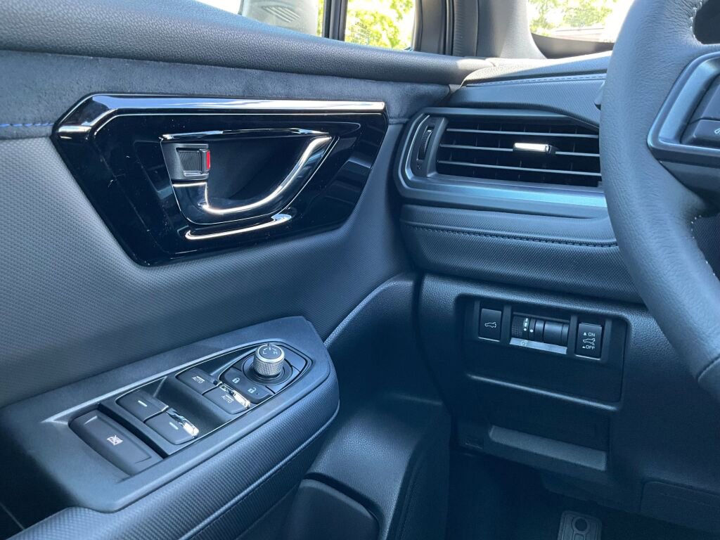 Certified 2025 Subaru Forester Limited image 24