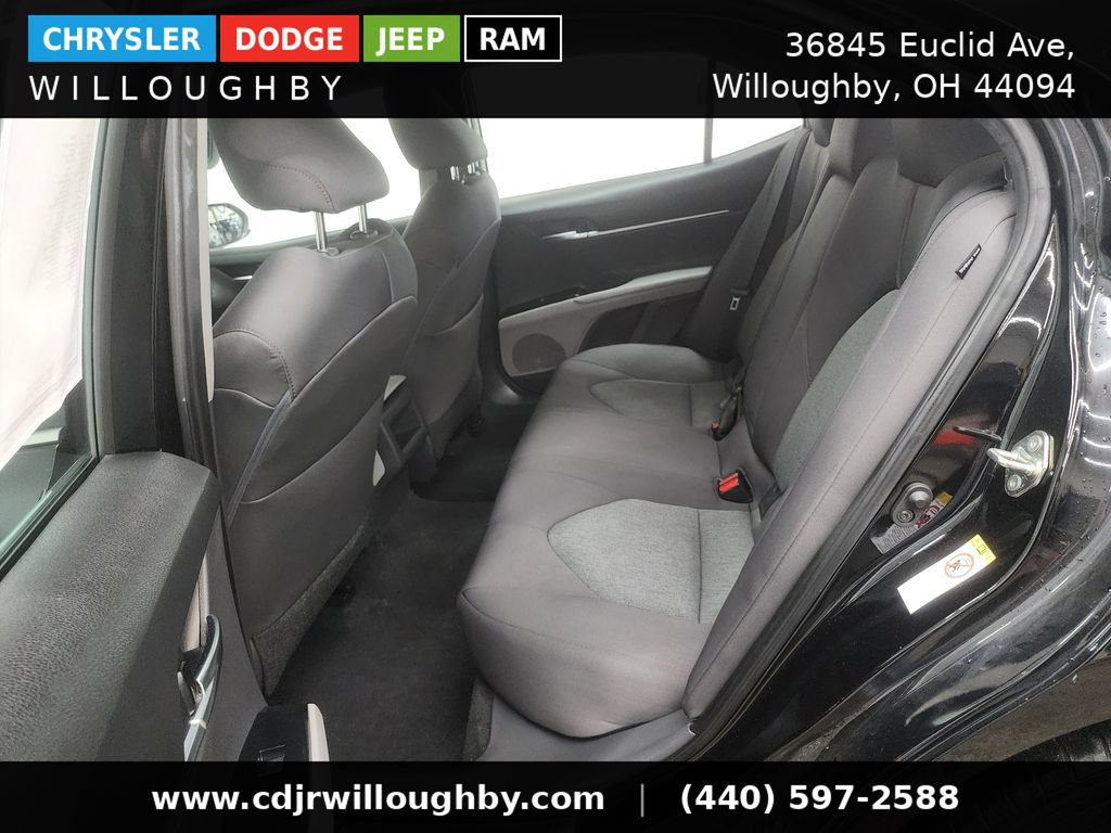 Used 2019 Toyota Camry LE FWD image 27