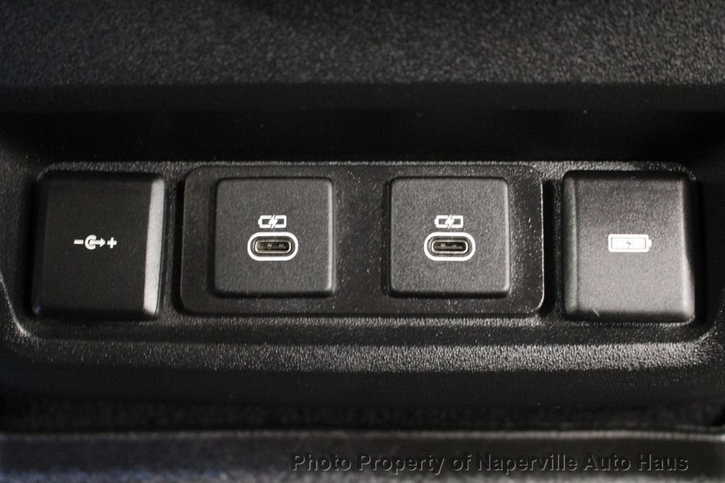 Used 2022 Land Rover Discovery HSE R-Dynamic AWD/4WD image 37