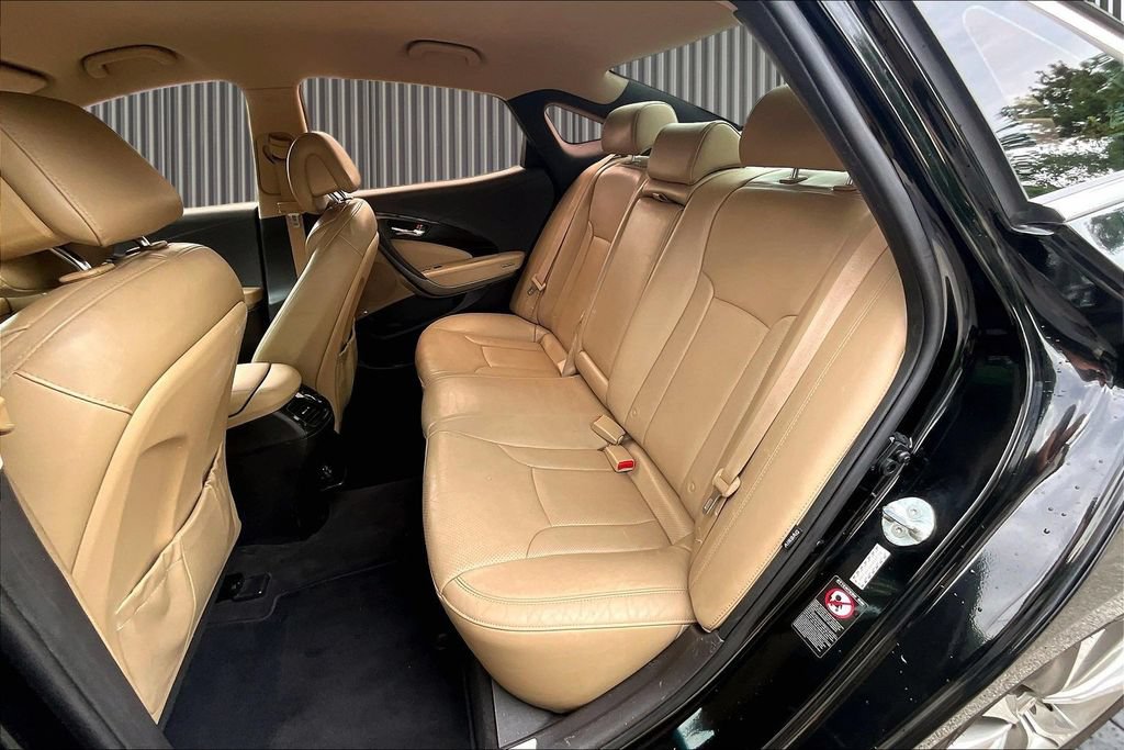 Used 2015 Hyundai Azera FWD image 26
