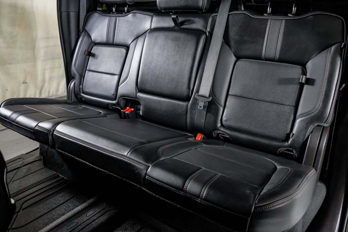 Used 2021 Chevrolet Silverado 3500 High Country w/ Snow Plow Prep/Camper Package image 34