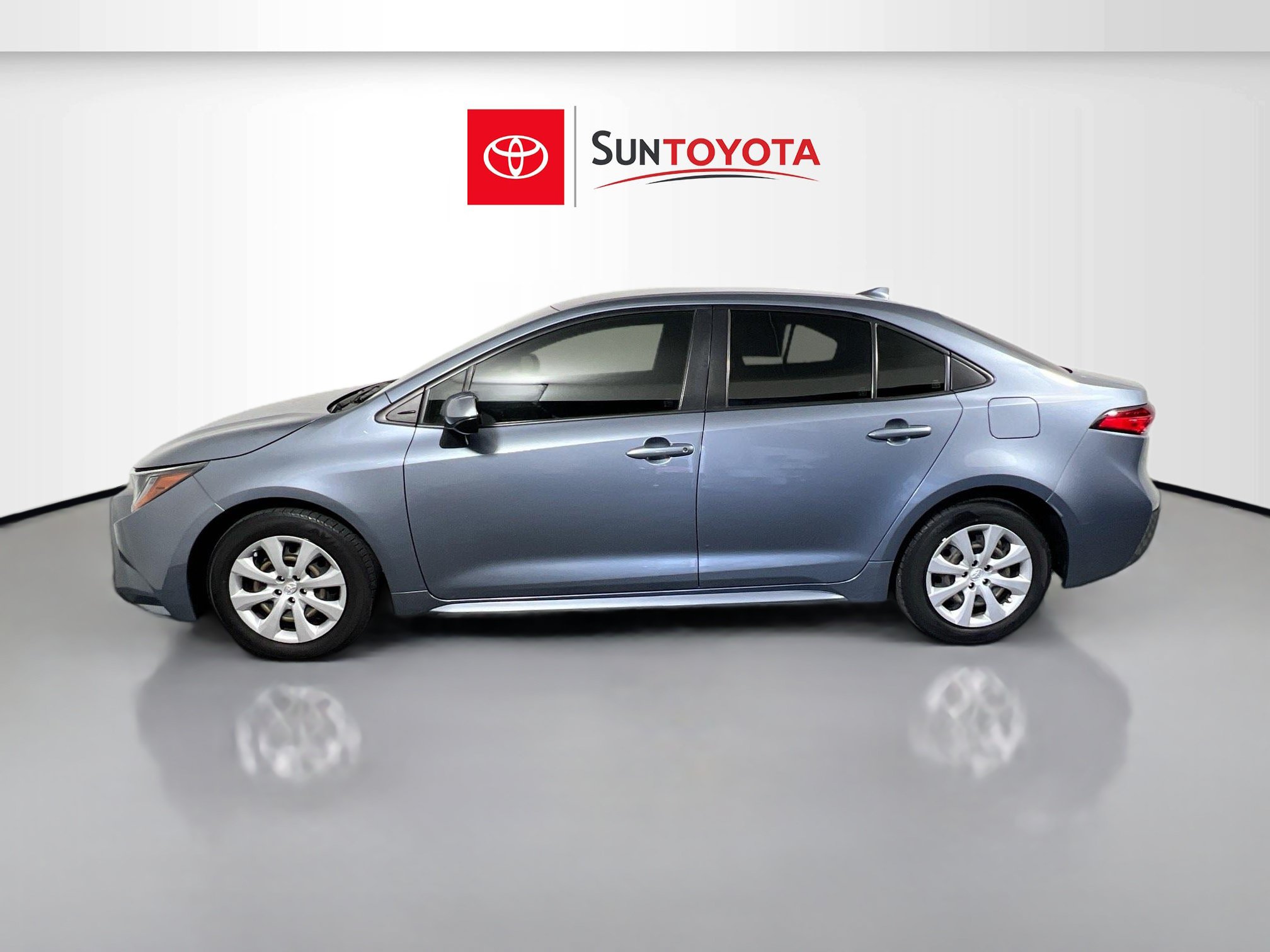 Used 2022 Toyota Corolla LE FWD image 7