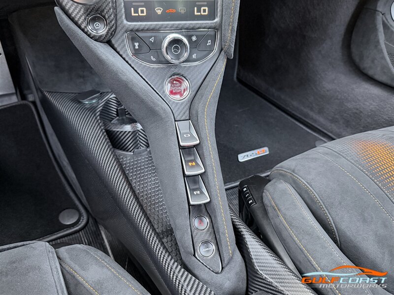 Used 2021 McLaren 765LT RWD image 21