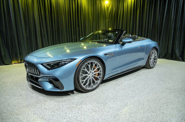New 2026 Mercedes-Benz SL 63 AMG S e Performance 4MATIC image 2
