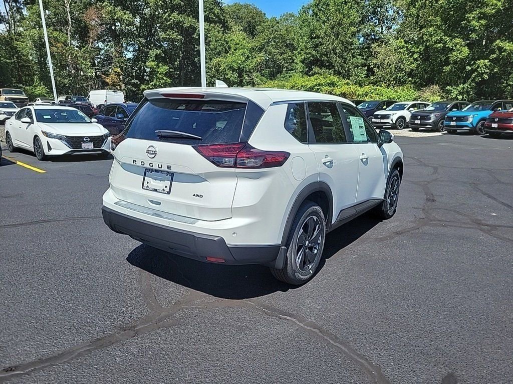 New 2026 Nissan Rogue SV w/ Cold Weather Package image 3