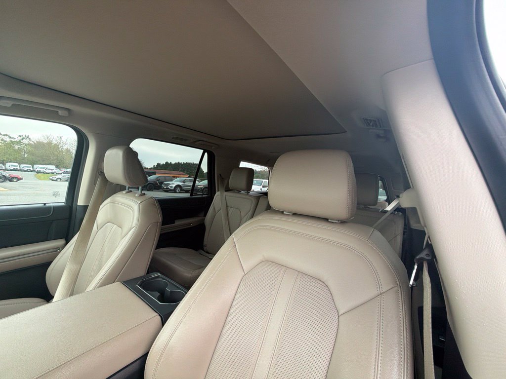 Used 2023 Ford Expedition Limited AWD/4WD image 20
