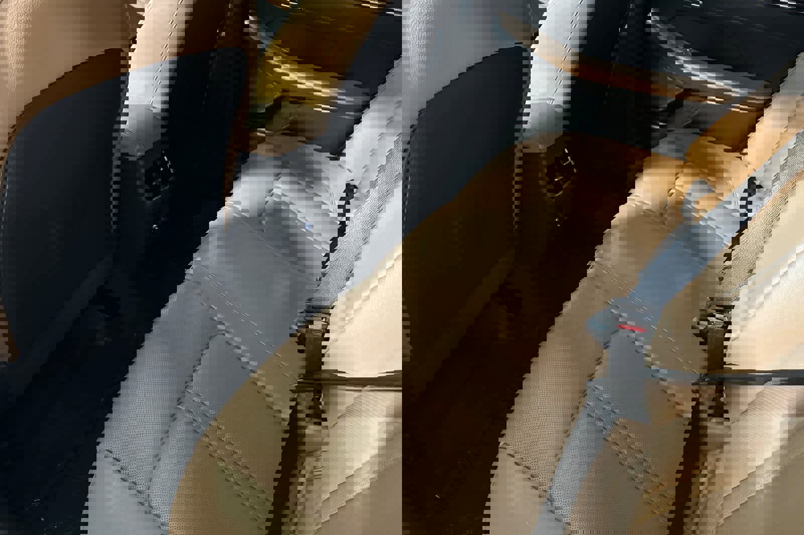 Used 2022 Hyundai Sonata Limited w/ Winter Weather Package image 5