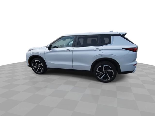 Used 2024 Mitsubishi Outlander SE FWD image 6