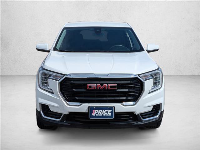 Used 2024 GMC Terrain SLE FWD image 2