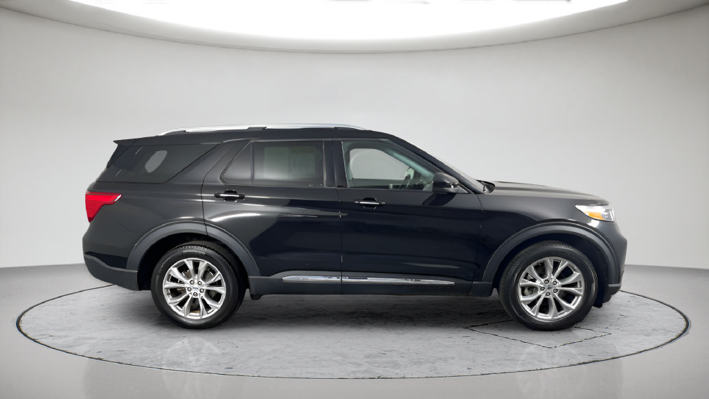 Used 2024 Ford Explorer Limited AWD/4WD image 4