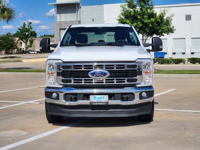 Used 2025 Ford F250 XLT AWD/4WD image 2