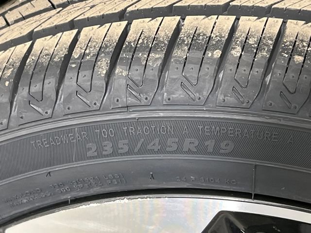 Used 2024 Hyundai Kona Limited image 42